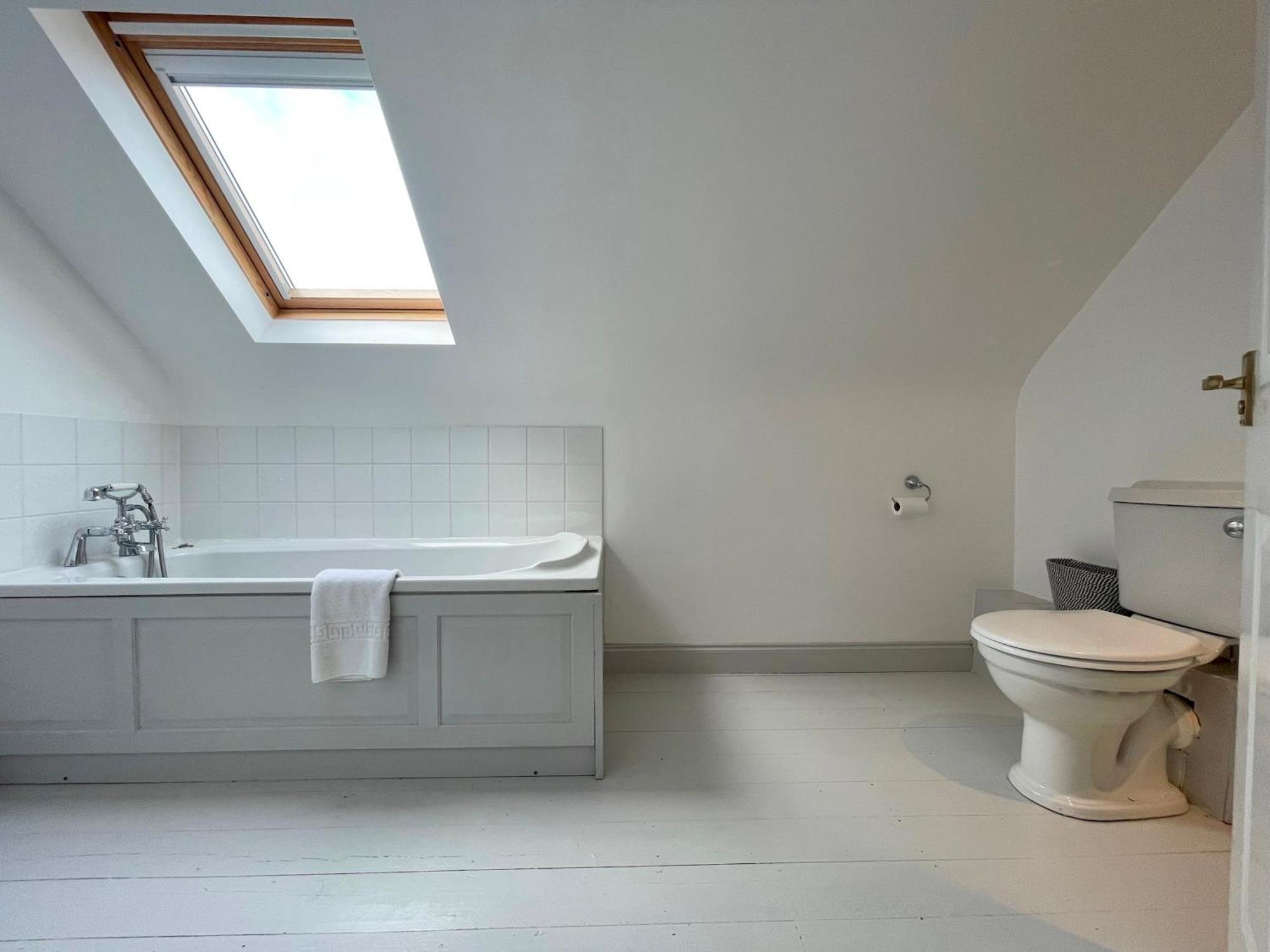 Spacious Home Sleeps 6 Short Walk To Port Isaac Village & Stunning Views المظهر الخارجي الصورة