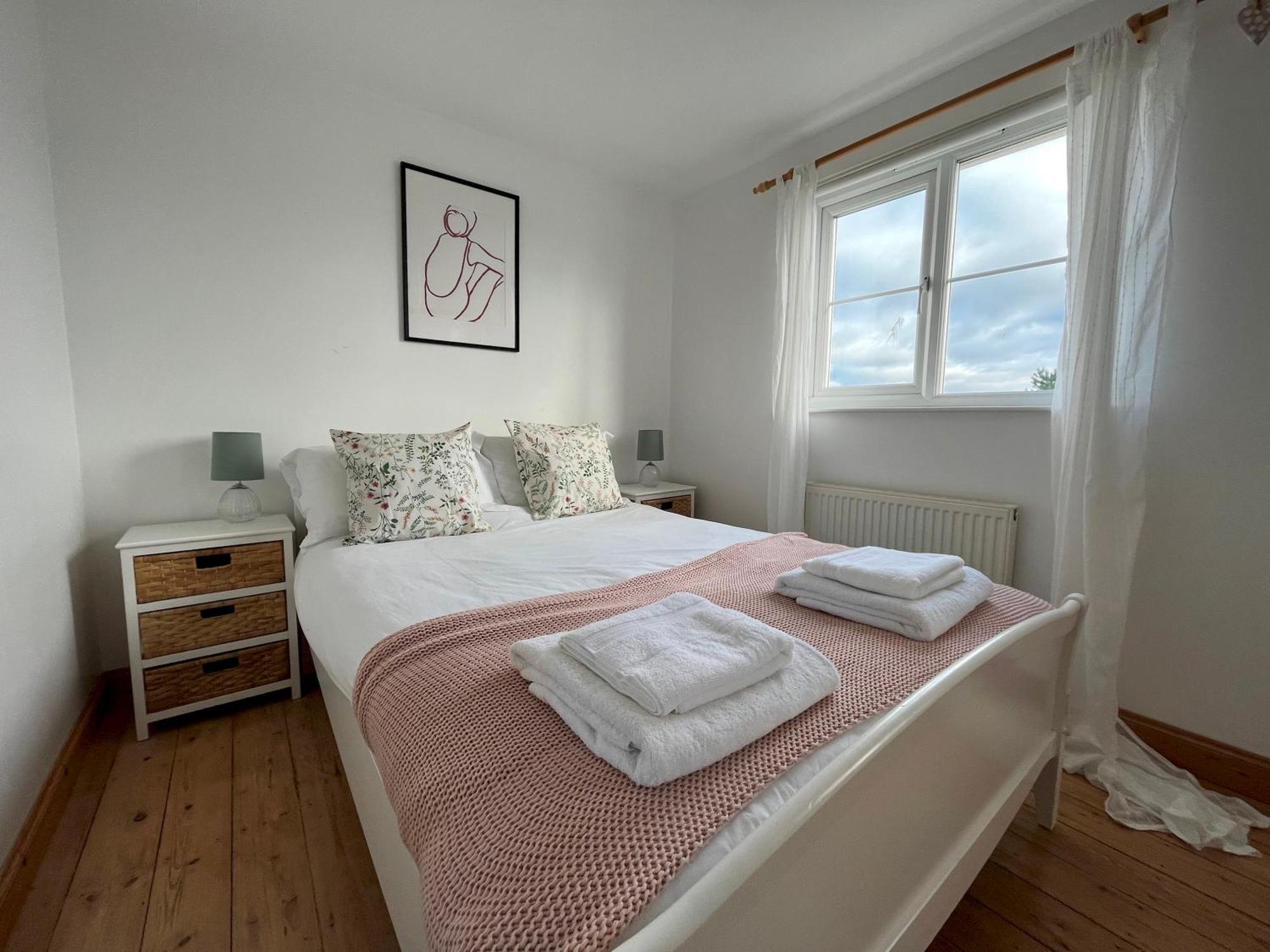 Spacious Home Sleeps 6 Short Walk To Port Isaac Village & Stunning Views المظهر الخارجي الصورة